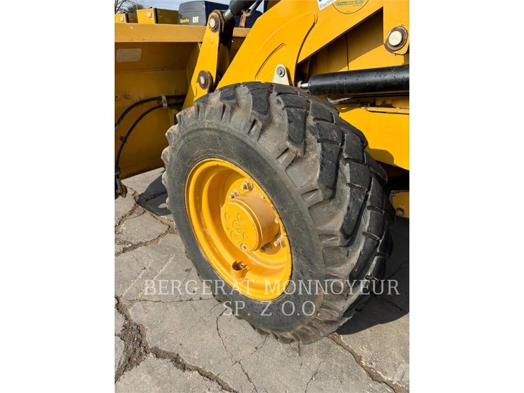 CAT 432F2 Εκσκαφείς Φορτωτές τύπου JCB