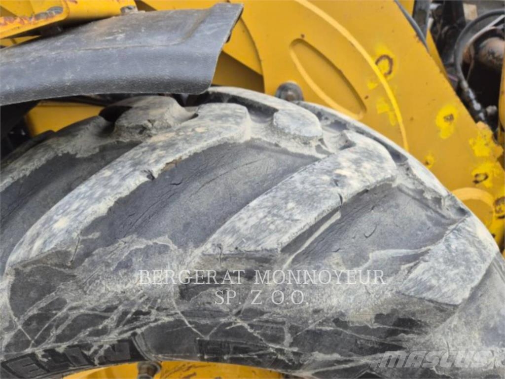 CAT 432F2 Terne