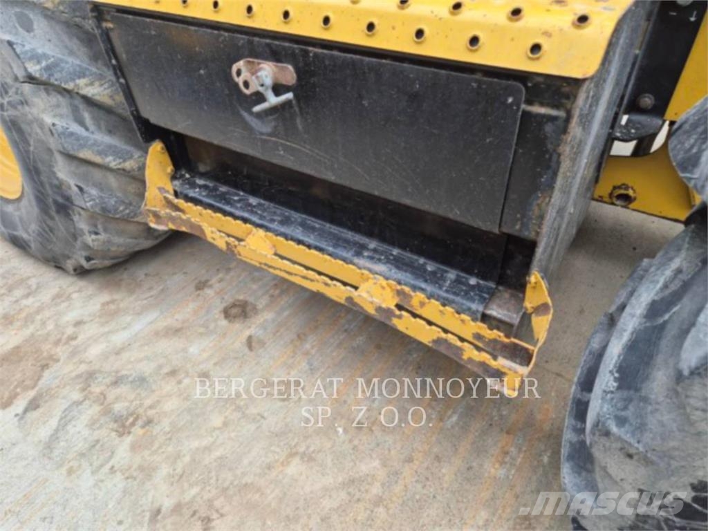 CAT 432F2 Terne