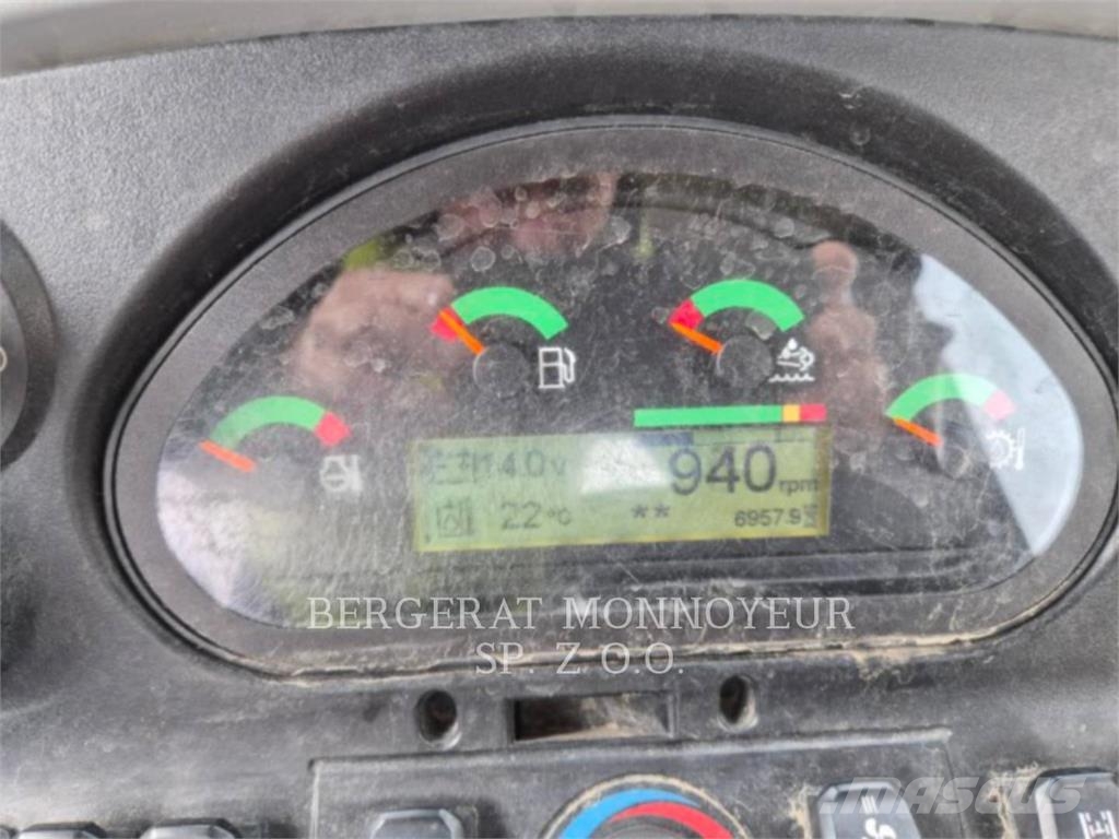 CAT 432F2 Terne