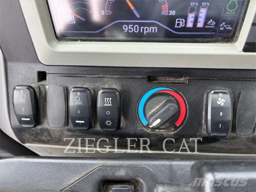CAT 440 Εκσκαφείς Φορτωτές τύπου JCB