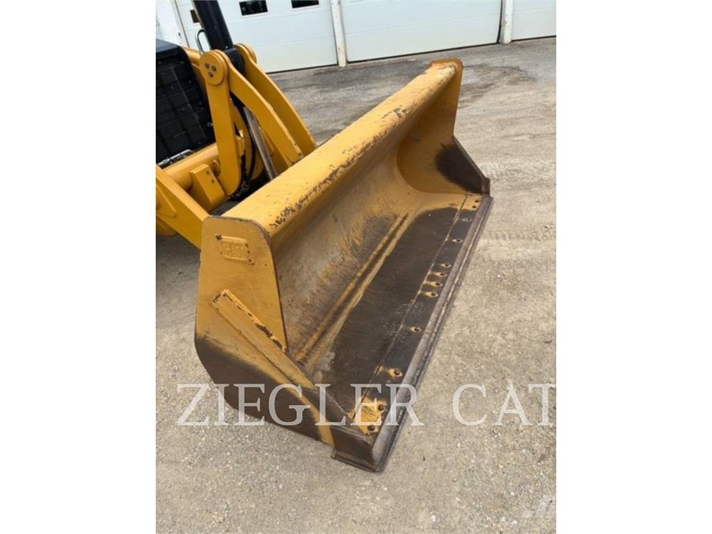 CAT 440 Εκσκαφείς Φορτωτές τύπου JCB