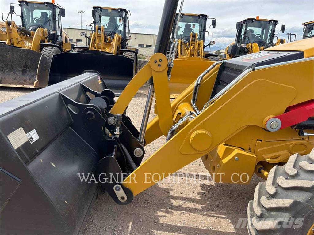 CAT 440 Baggerlader