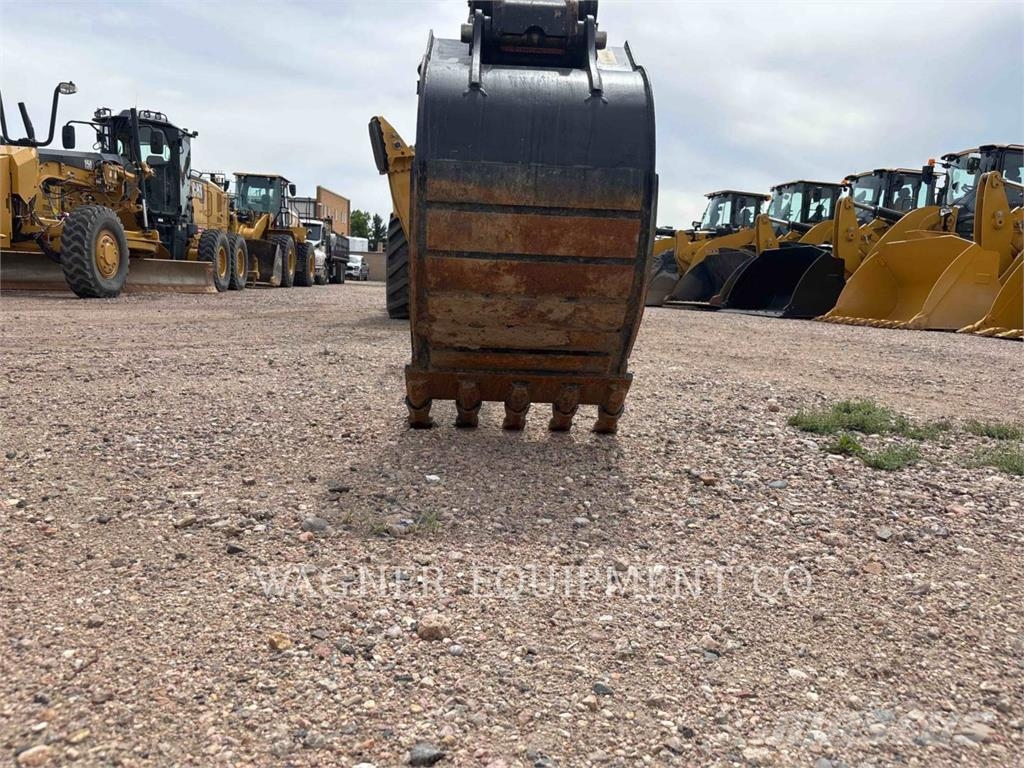 CAT 440 Baggerlader