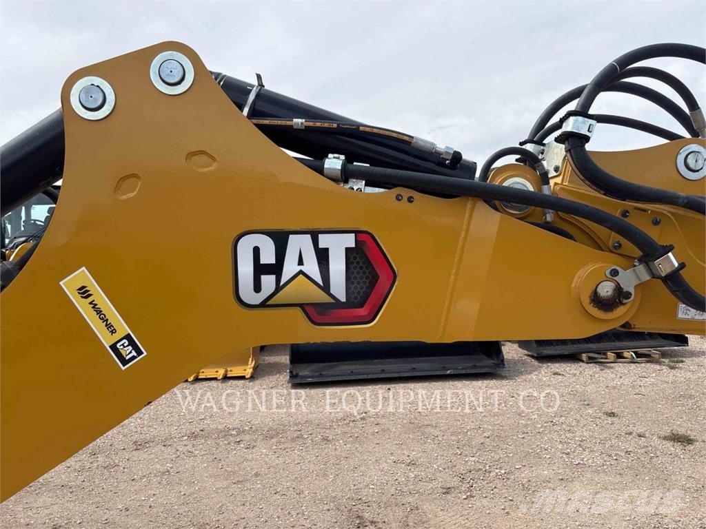 CAT 440 Baggerlader