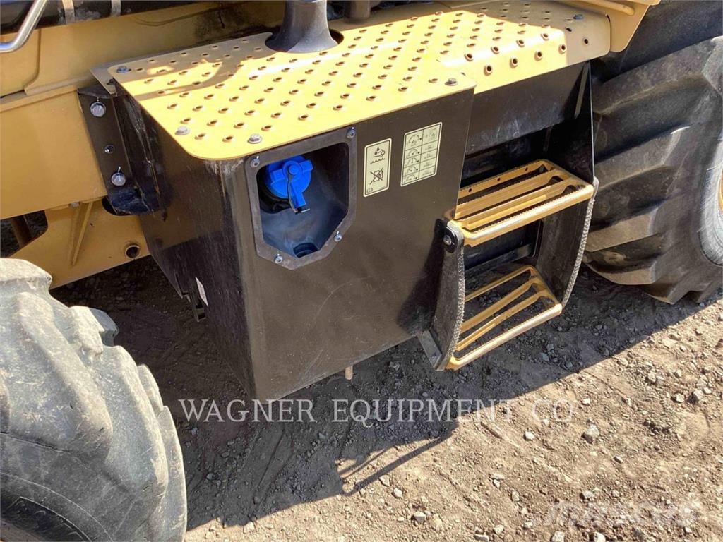 CAT 440 Rendegravere