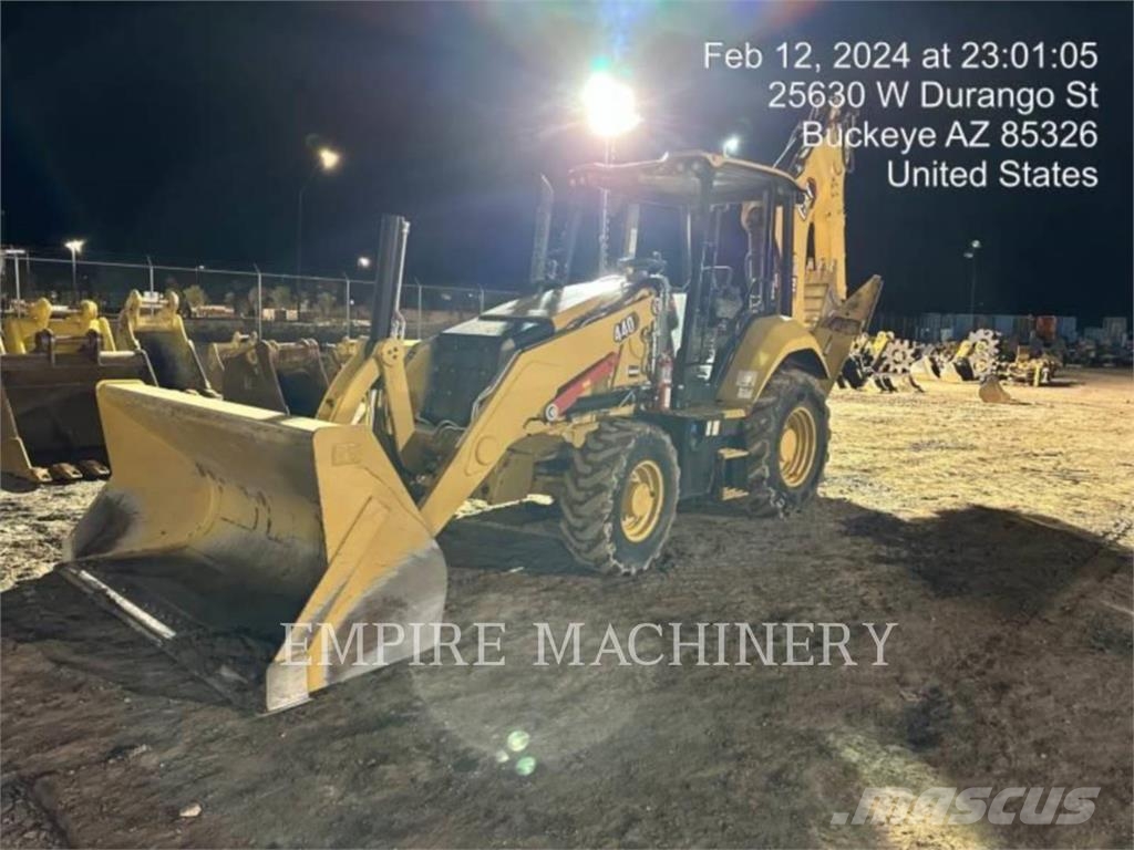 CAT 440-07L4EO لوادر ذات جرافات عكسية