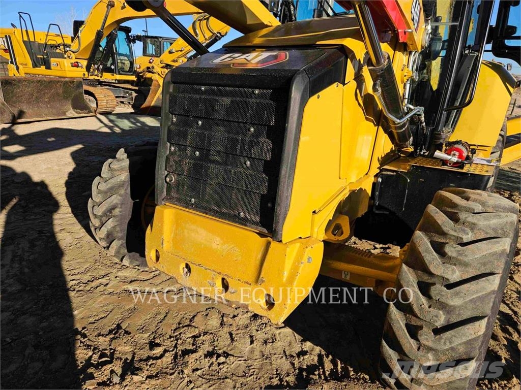 CAT 44007 Ekskavaatorlaadurid