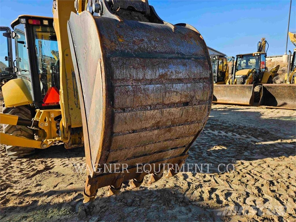CAT 44007 Ekskavaatorlaadurid