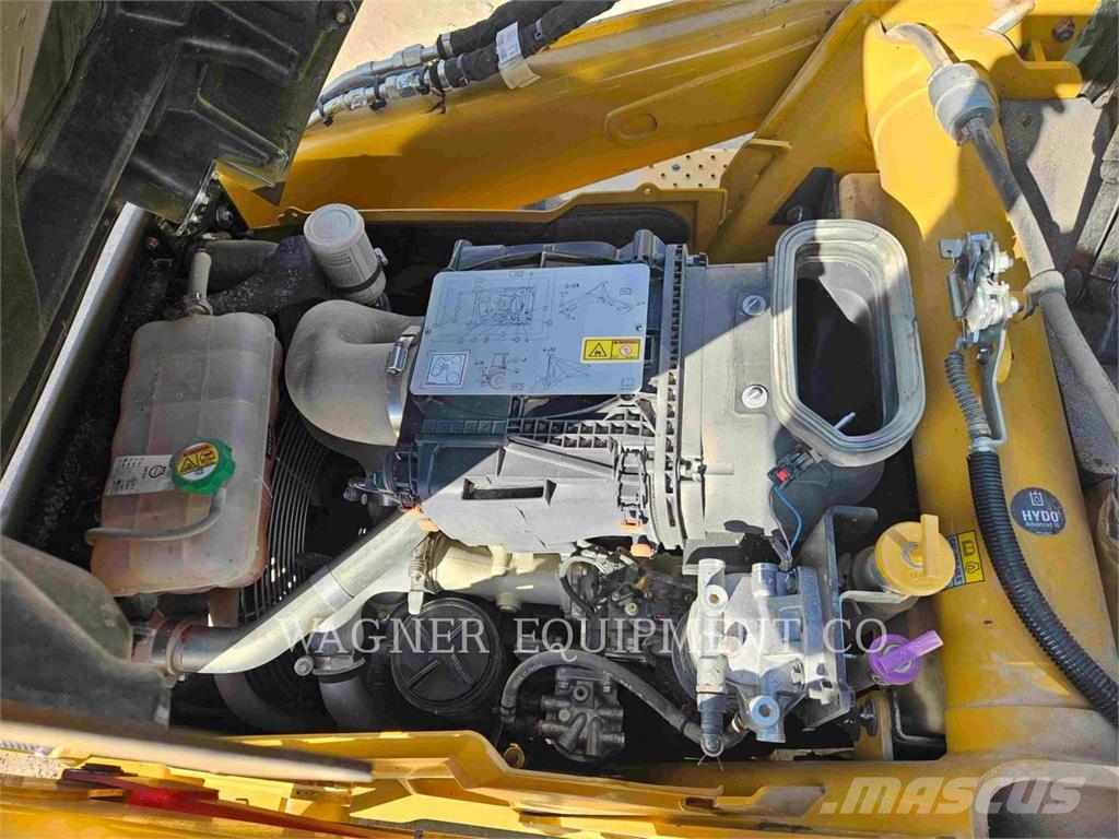 CAT 44007 Ekskavaatorlaadurid