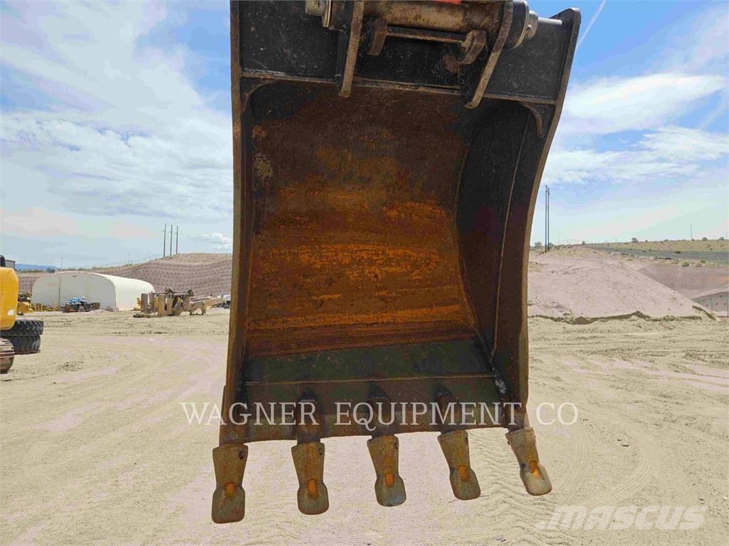 CAT 44007 Traktorgravere