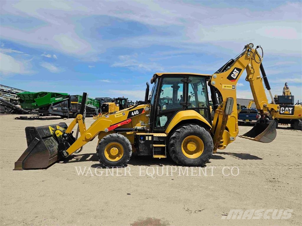 CAT 44007 Traktorgravere