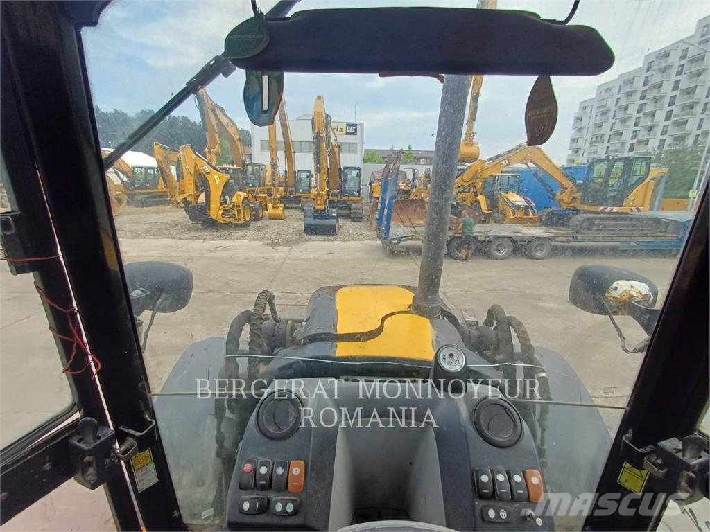 CAT 444E Rovokopači