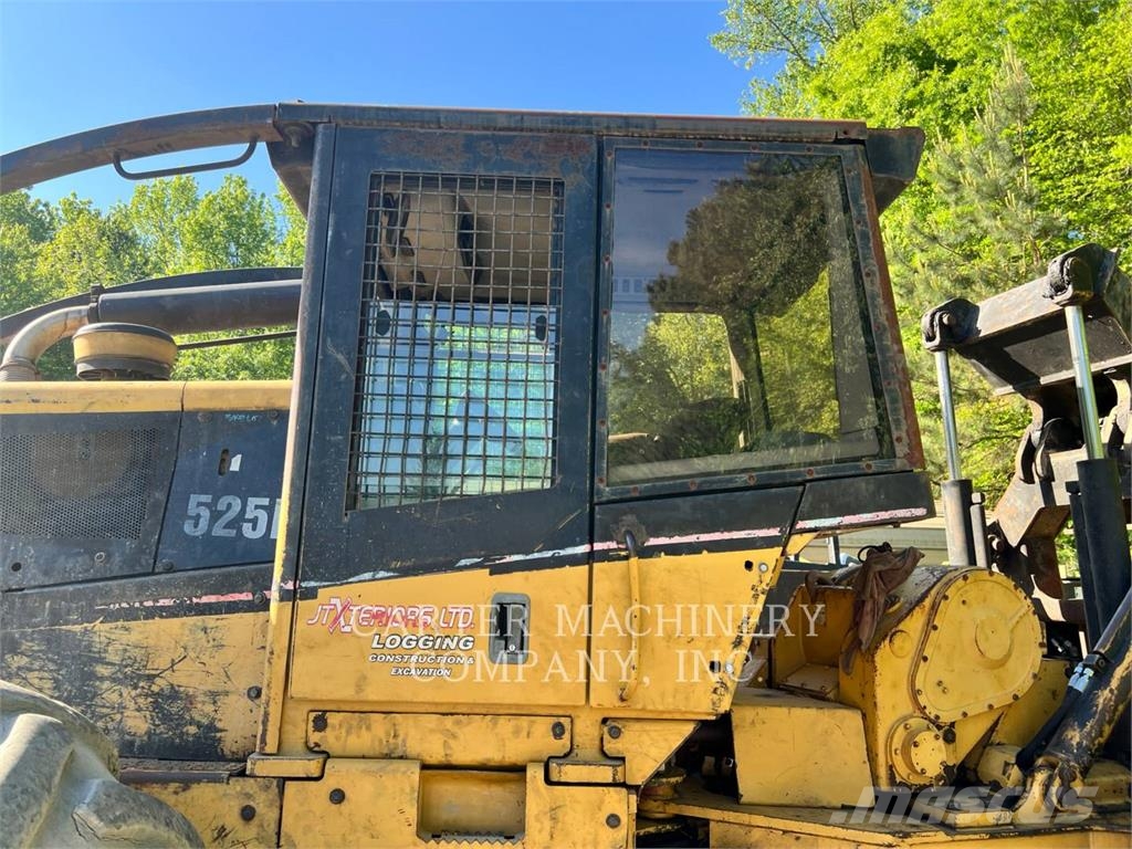 CAT 525B 集材機