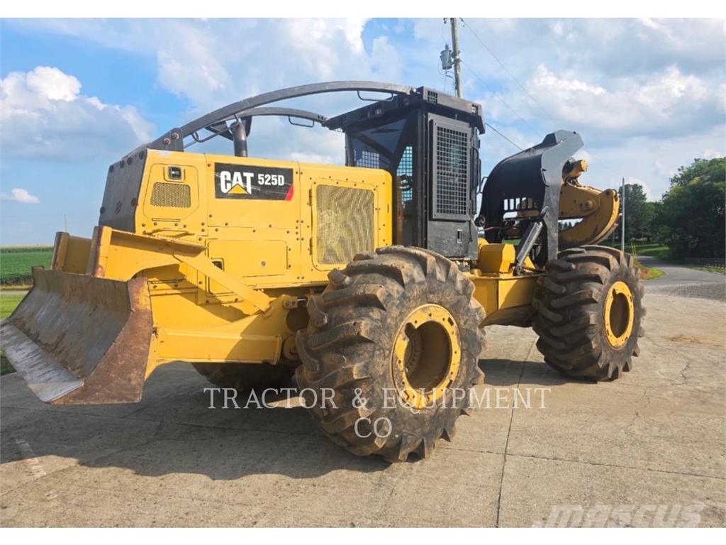 CAT 525D 林業用曳引機
