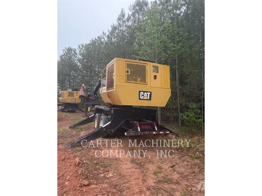 CAT 559C Utovarivači stabala