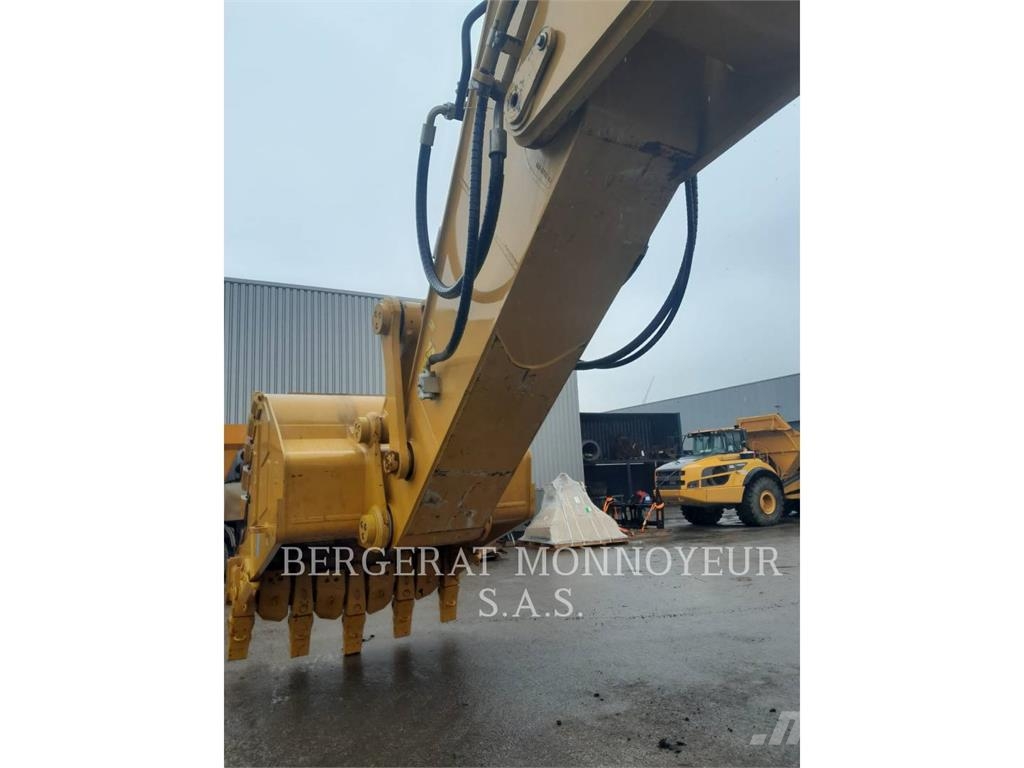 CAT 6015B Escavadeiras de esteiras