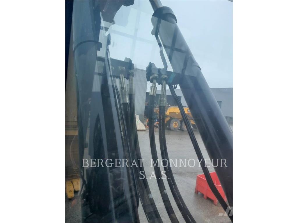 CAT 6015B Escavadeiras de esteiras