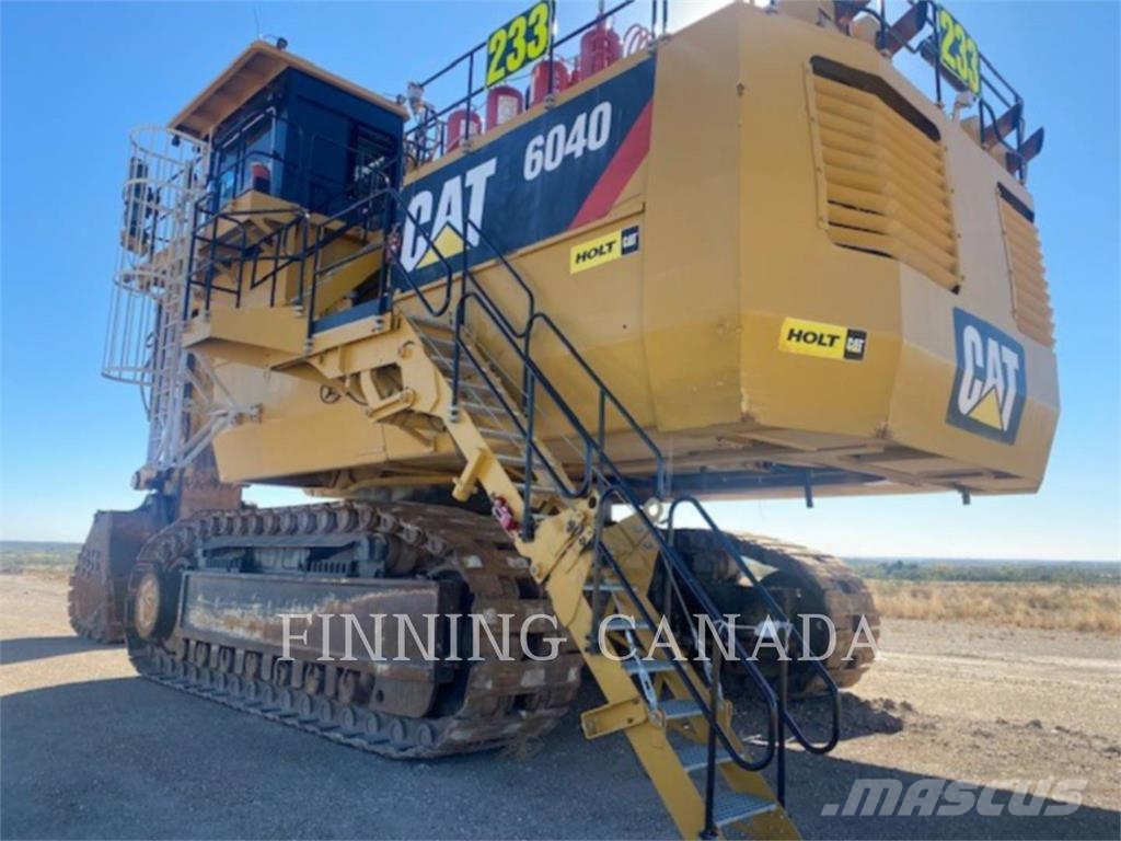 CAT 6040 Bagri goseničarji
