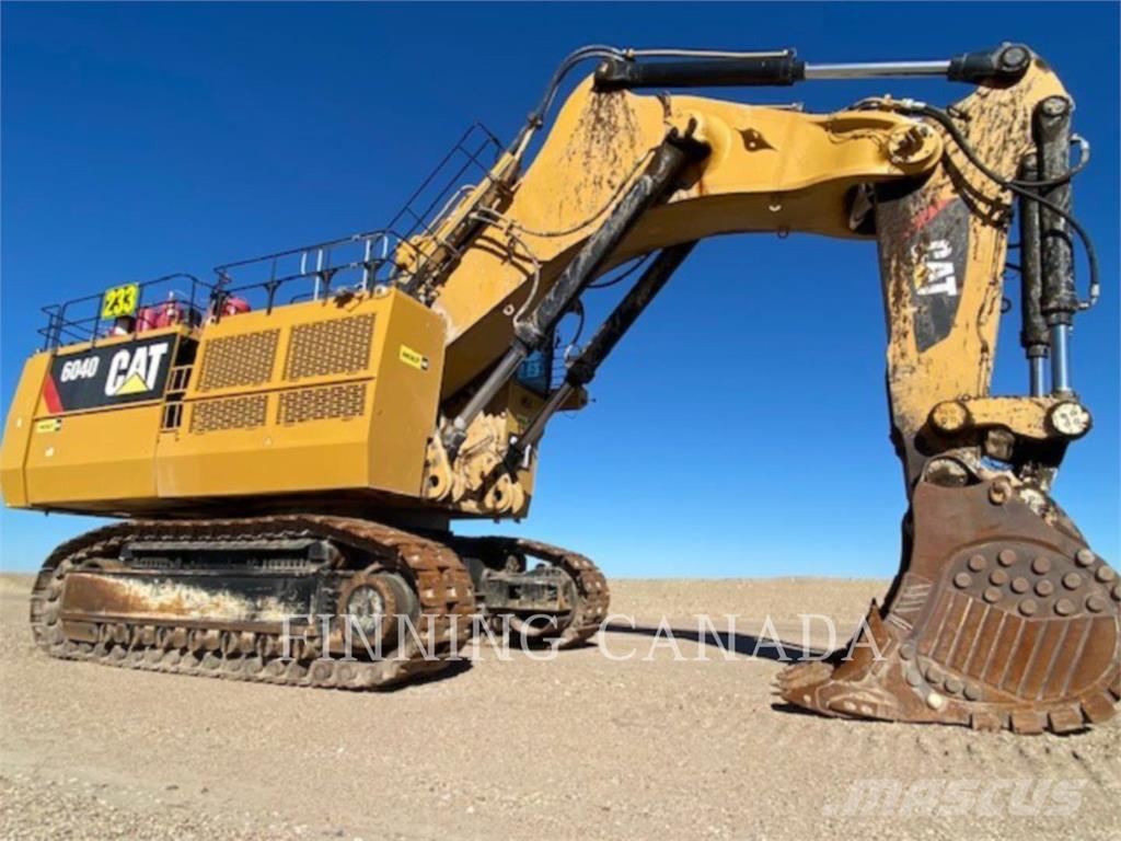 CAT 6040 Bagri goseničarji