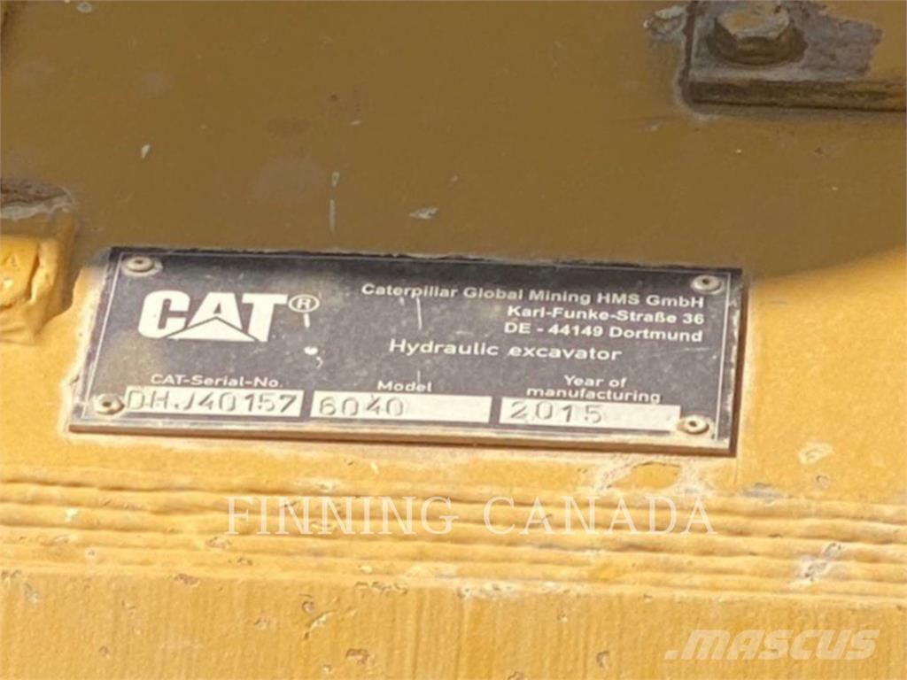 CAT 6040 Bagri goseničarji