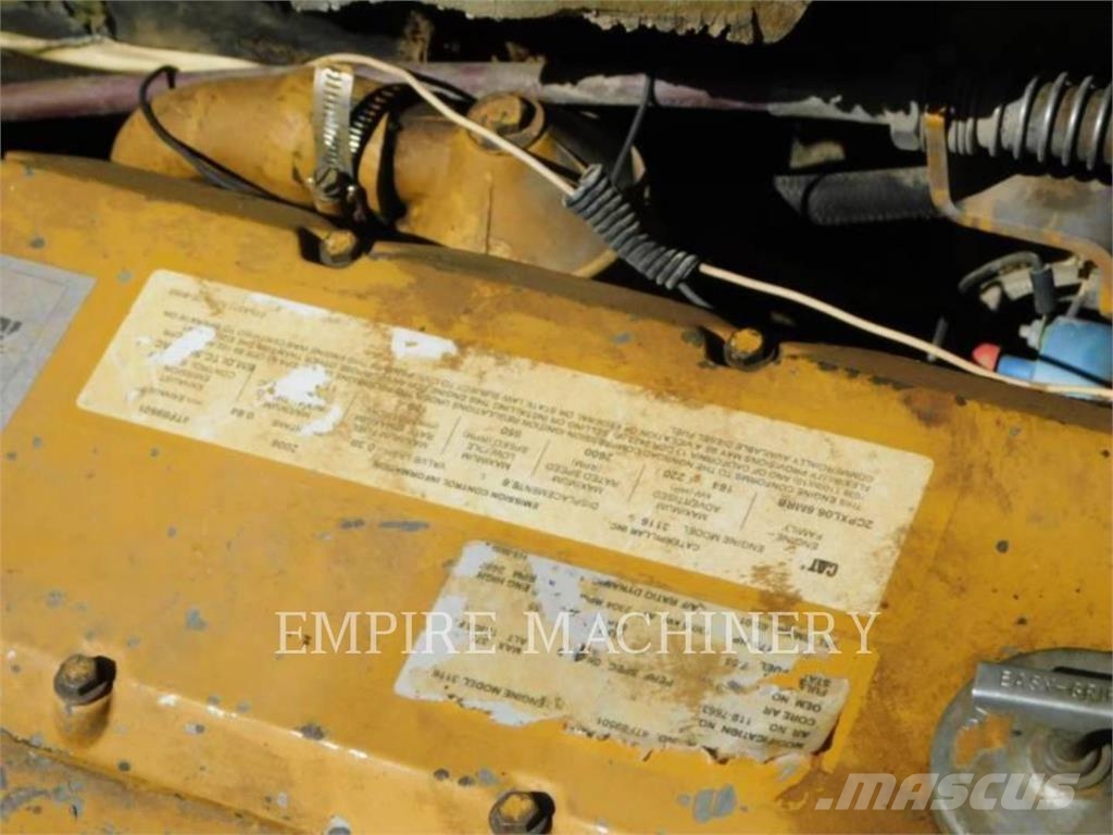 CAT 613C WW Camiones cisterna