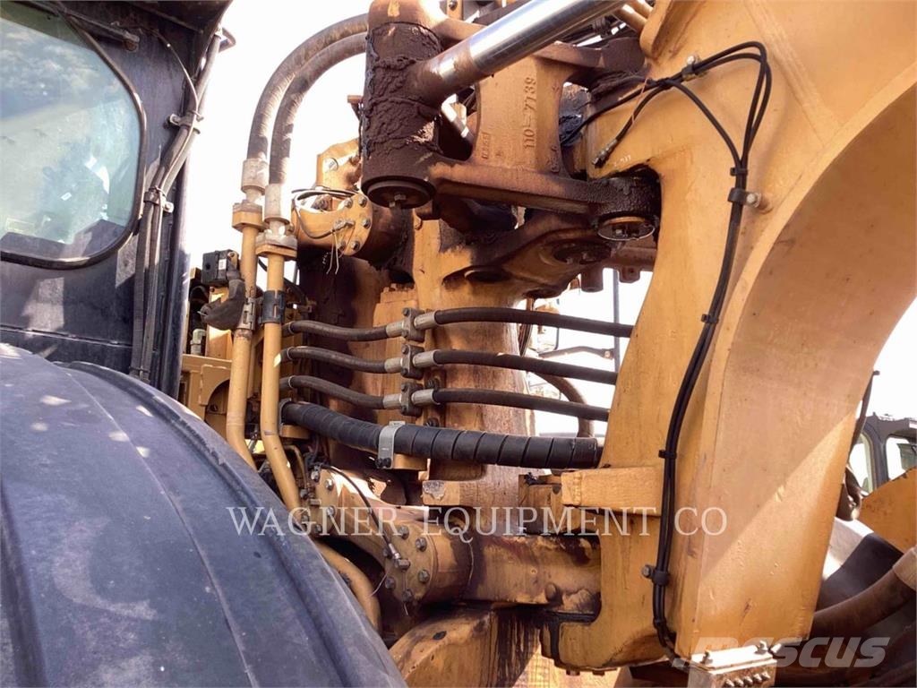 CAT 621K WW Kamioni za vodu