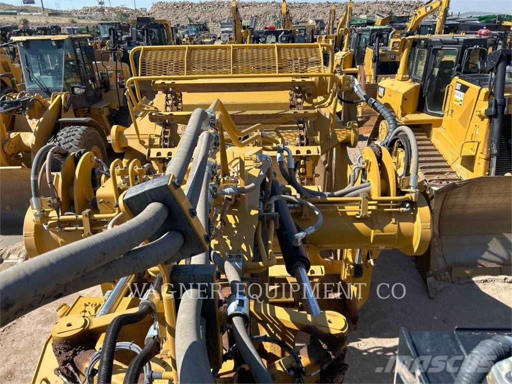CAT 62311 Földnyesők (szkréperek)