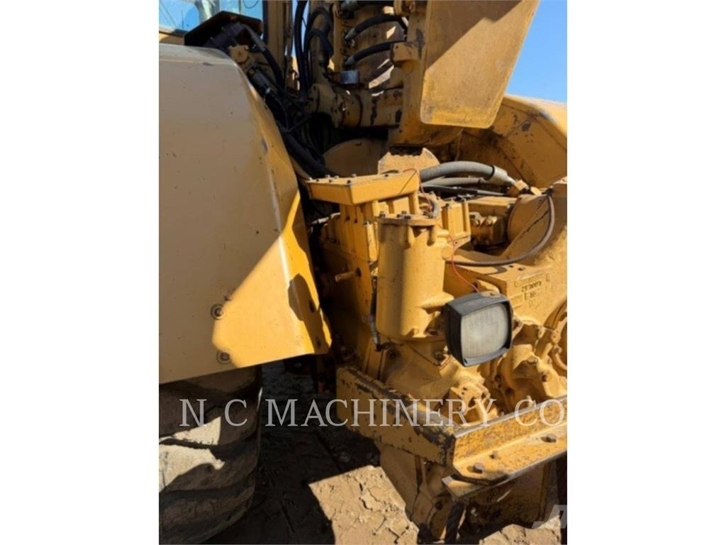 CAT 623B Strgalci