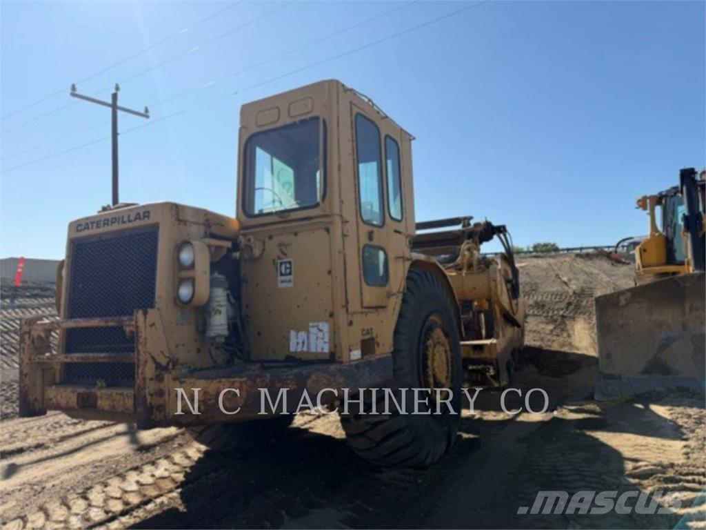 CAT 623B Strgalci