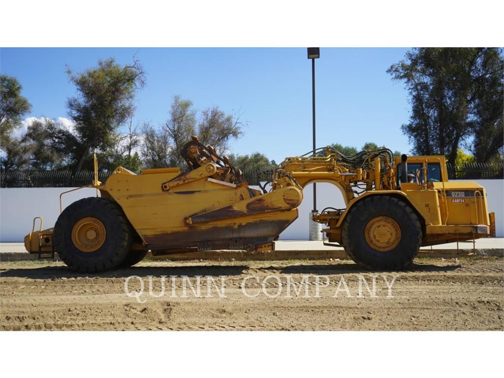 CAT 623G Kaabitsad