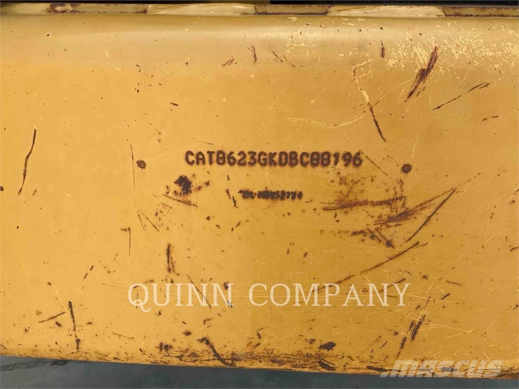 CAT 623G Kaabitsad