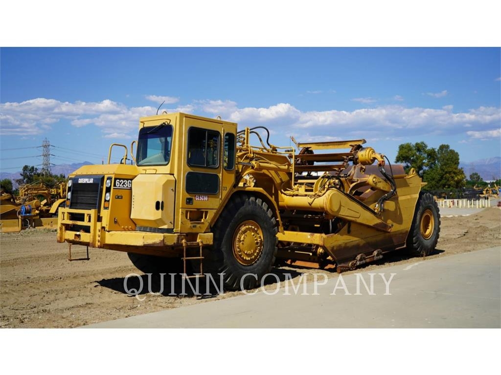 CAT 623G Kaabitsad
