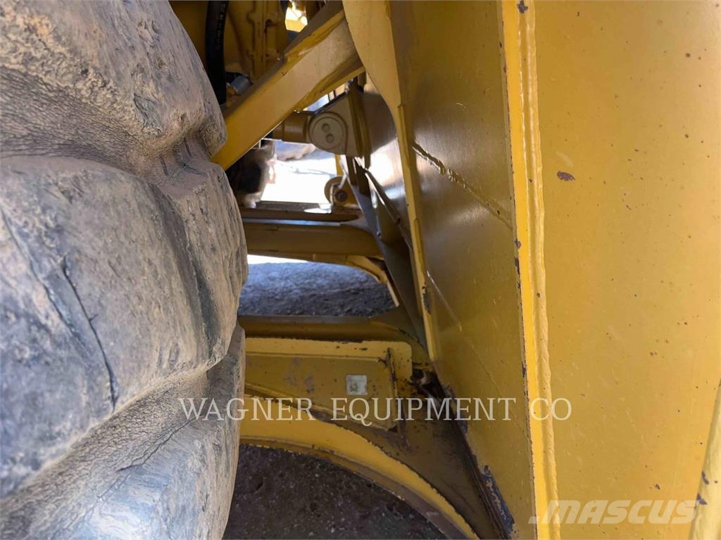 CAT 627K كاشطات