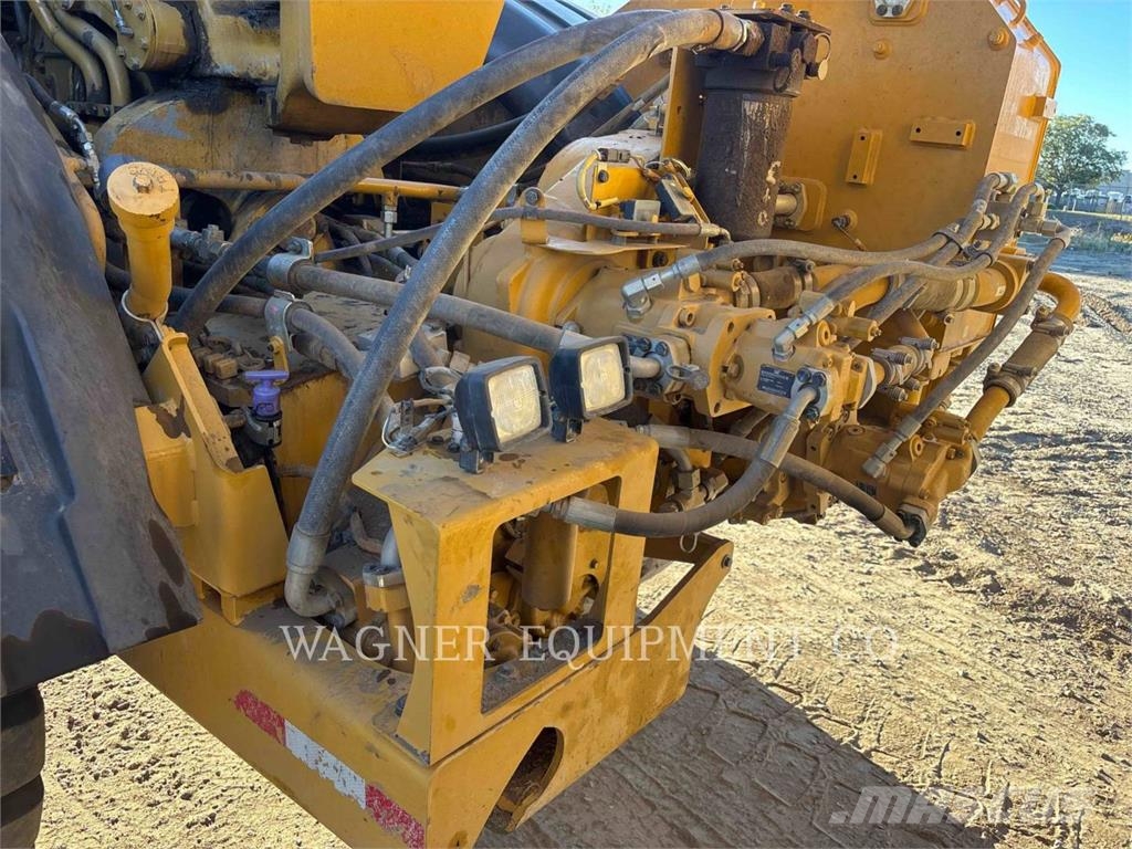 CAT 627K Schaber