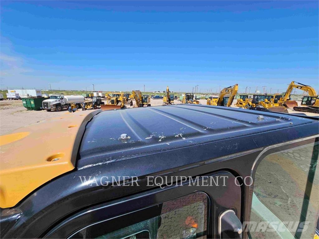 CAT 725 Zglobni demperji