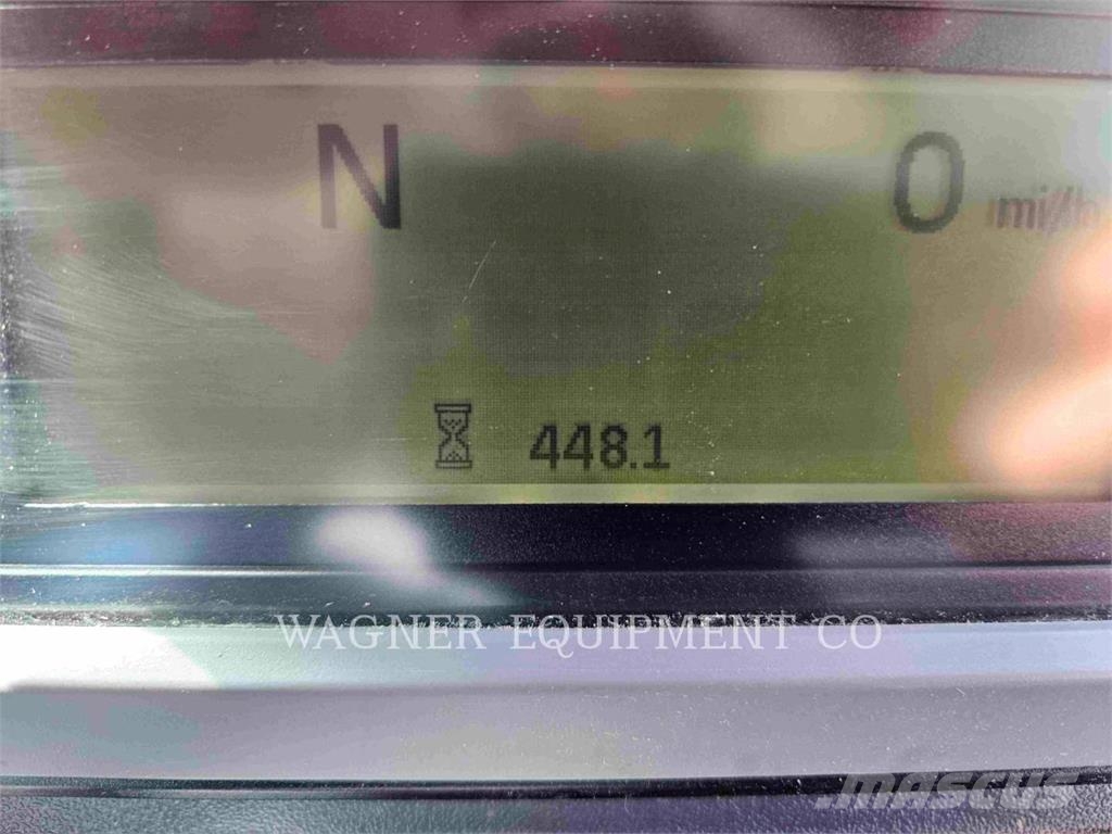 CAT 725 Zglobni demperji