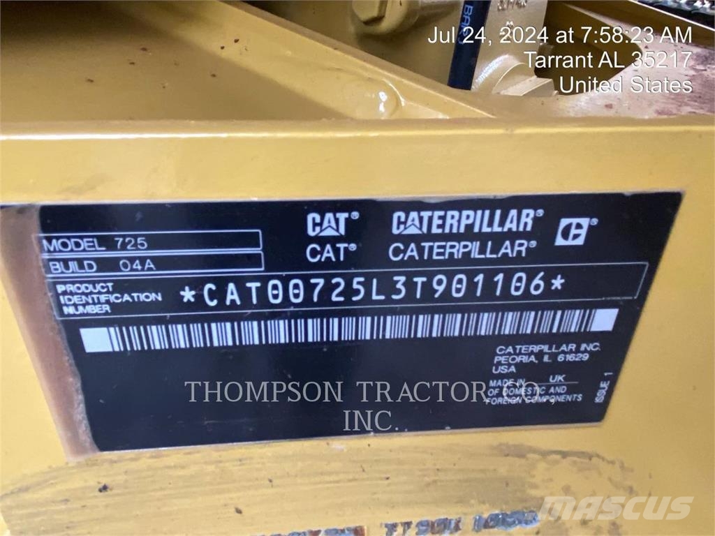 CAT 725 Tombereau articulé