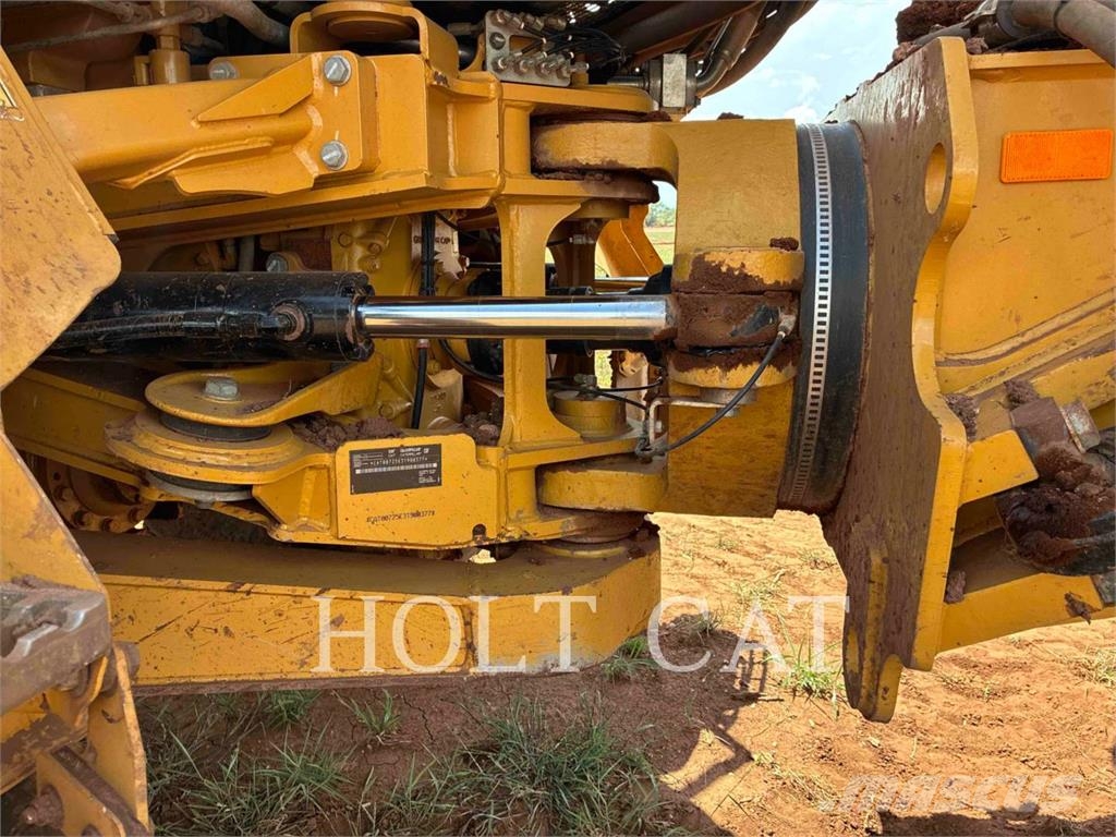 CAT 725 Σπαστό Dump Truck ADT
