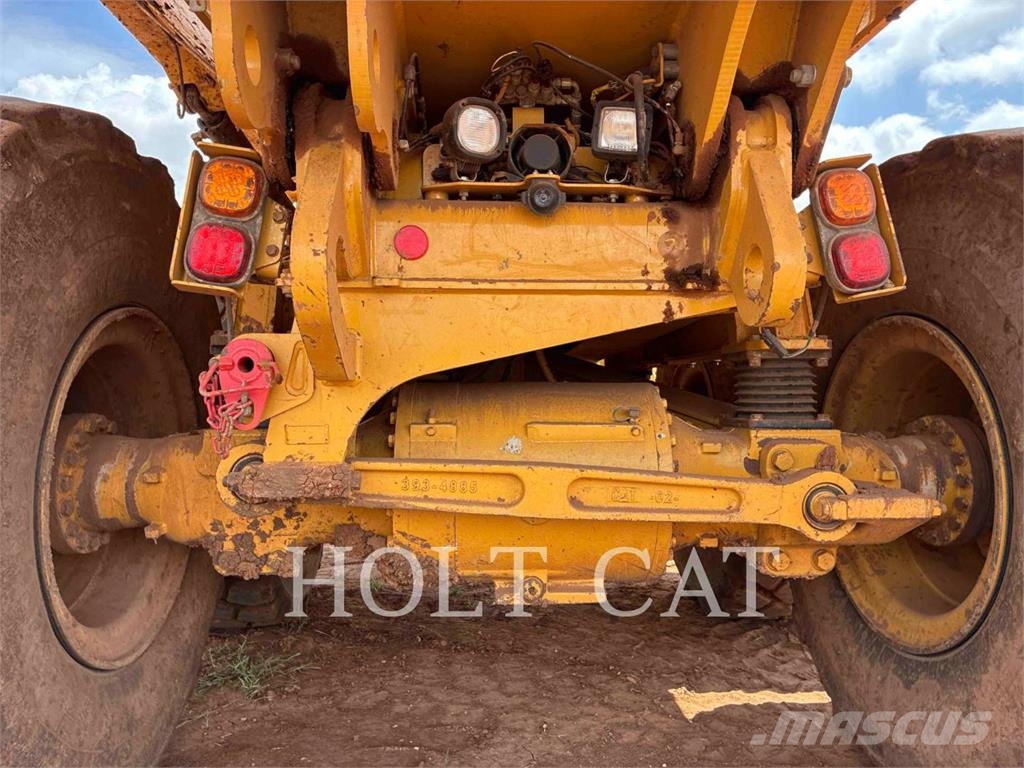 CAT 725 Σπαστό Dump Truck ADT