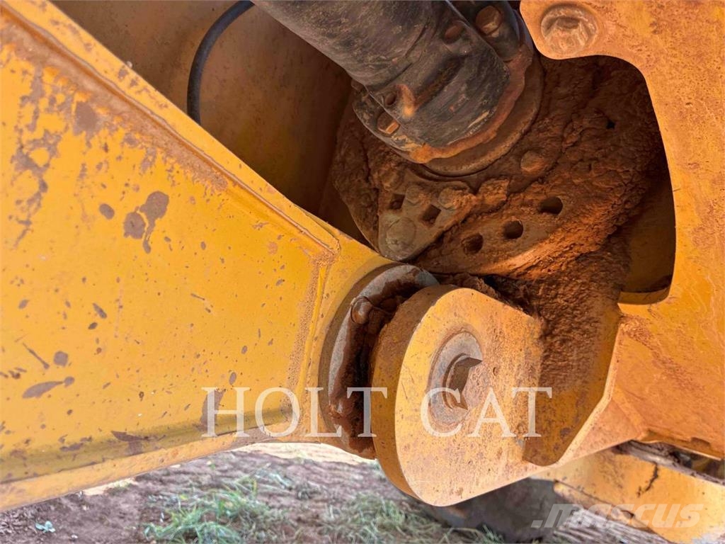 CAT 725 Σπαστό Dump Truck ADT