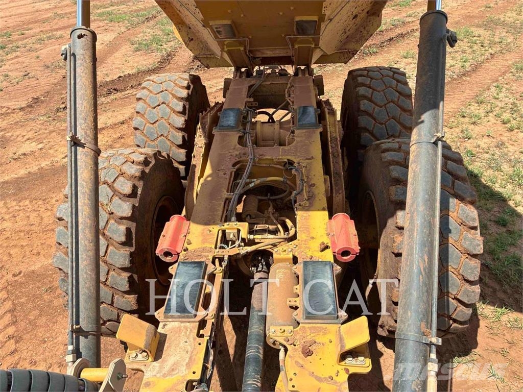 CAT 725 Σπαστό Dump Truck ADT