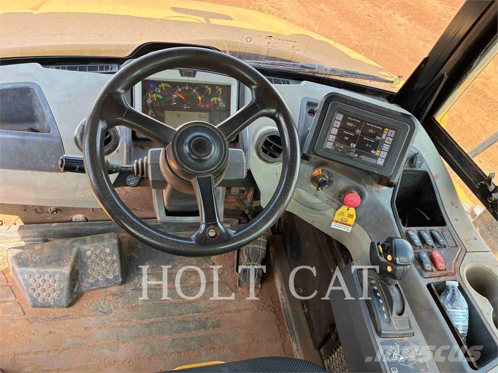 CAT 725 Σπαστό Dump Truck ADT