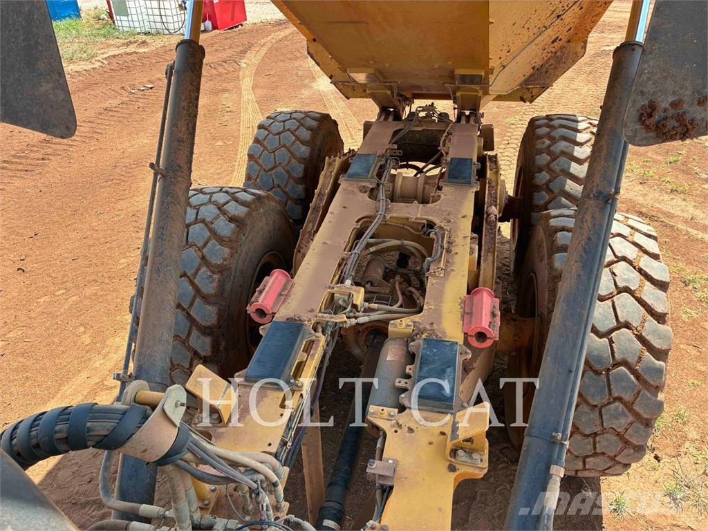 CAT 725 Σπαστό Dump Truck ADT