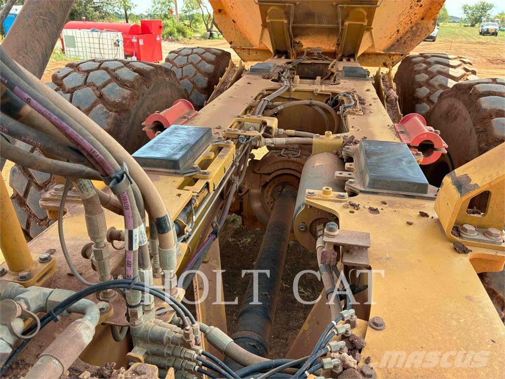 CAT 725 Σπαστό Dump Truck ADT