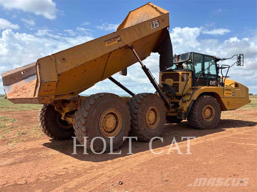 CAT 725 Σπαστό Dump Truck ADT
