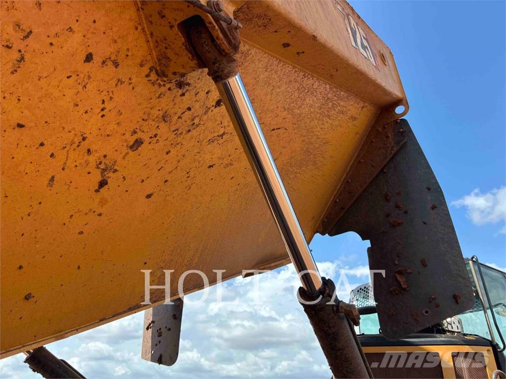 CAT 725 Σπαστό Dump Truck ADT
