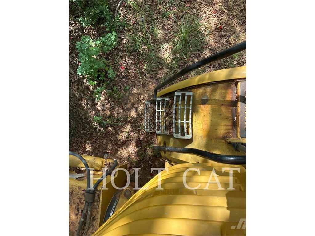 CAT 725 Transportoare articulate