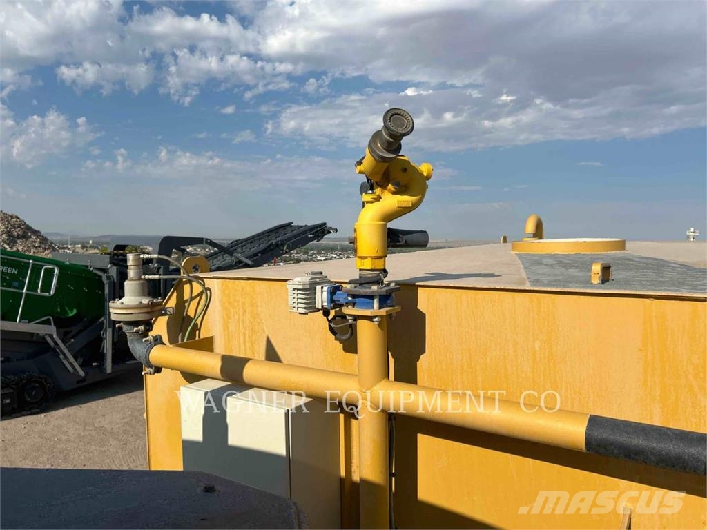 CAT 725C Autocisterne