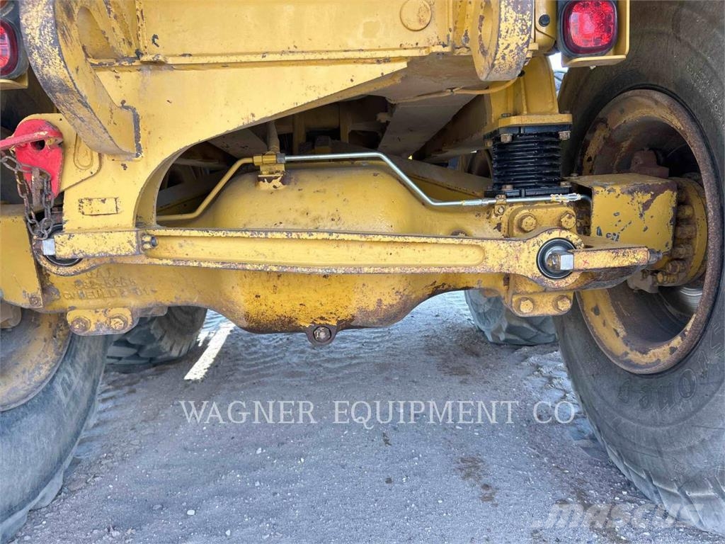 CAT 725C WT Tovornjaki za vodo